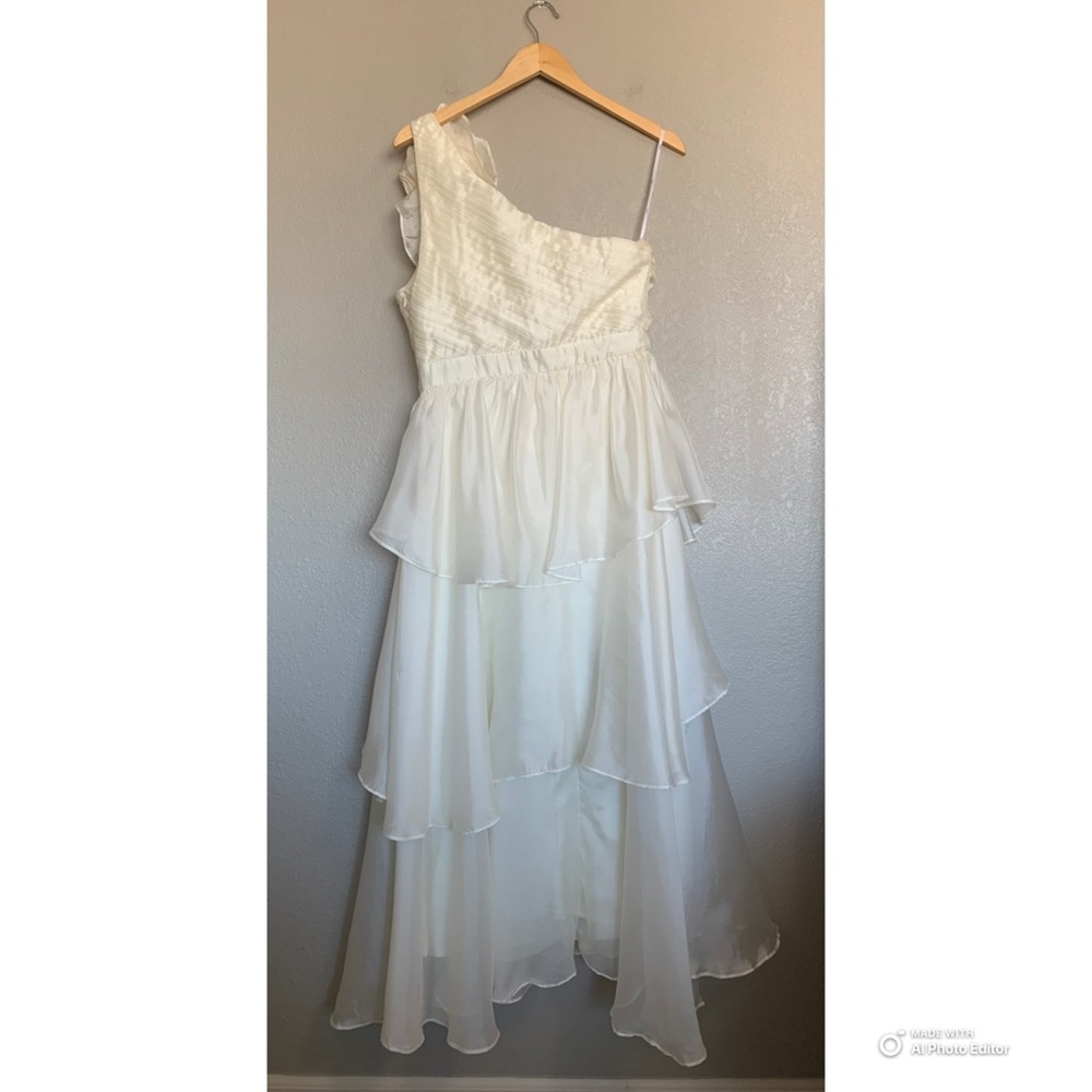 Lulus Large Lanelle Cream Ruffled One Shoulder Midi Dress NWOT Whimsical Tiered - Picture 7 of 17